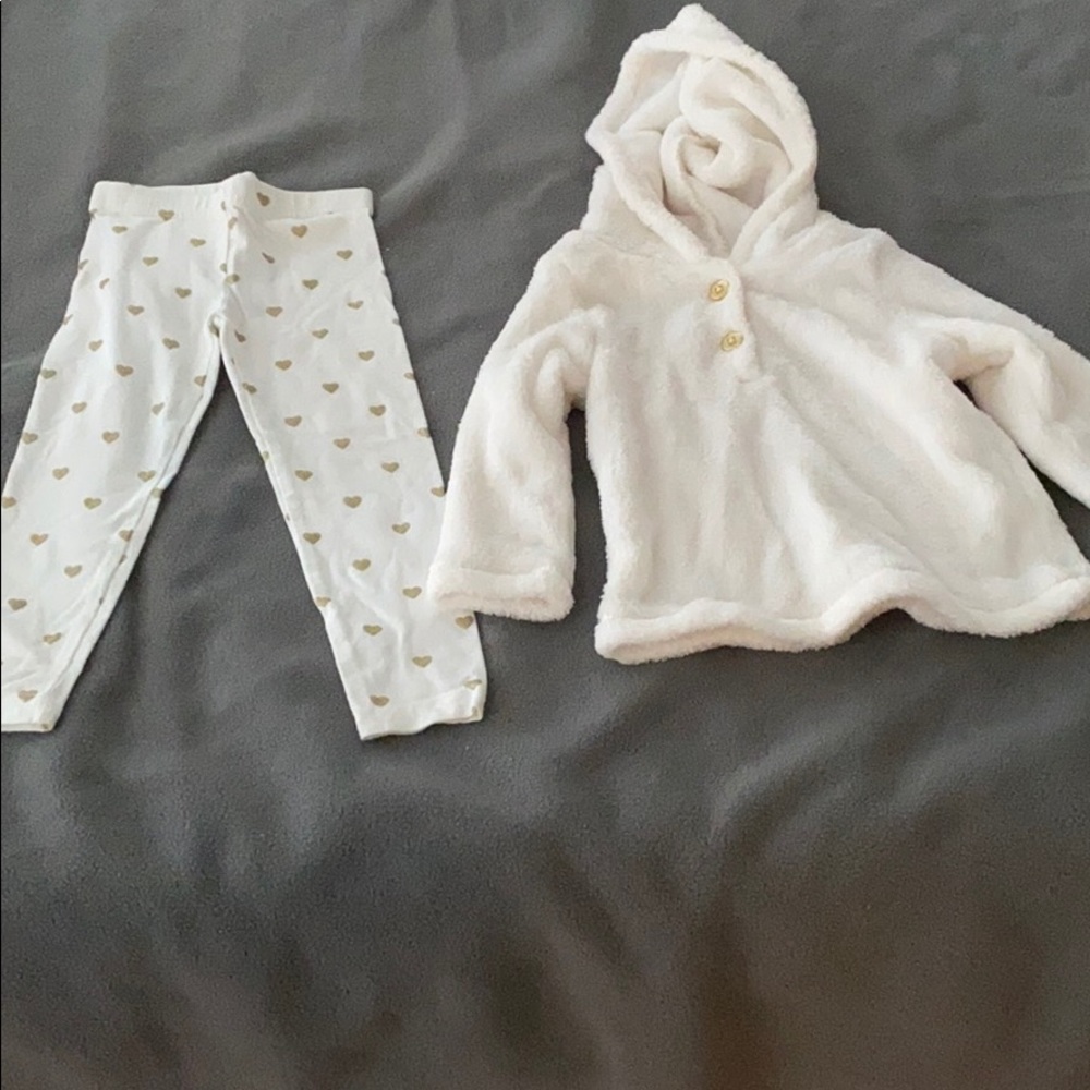 Carter’s leggings and pullover